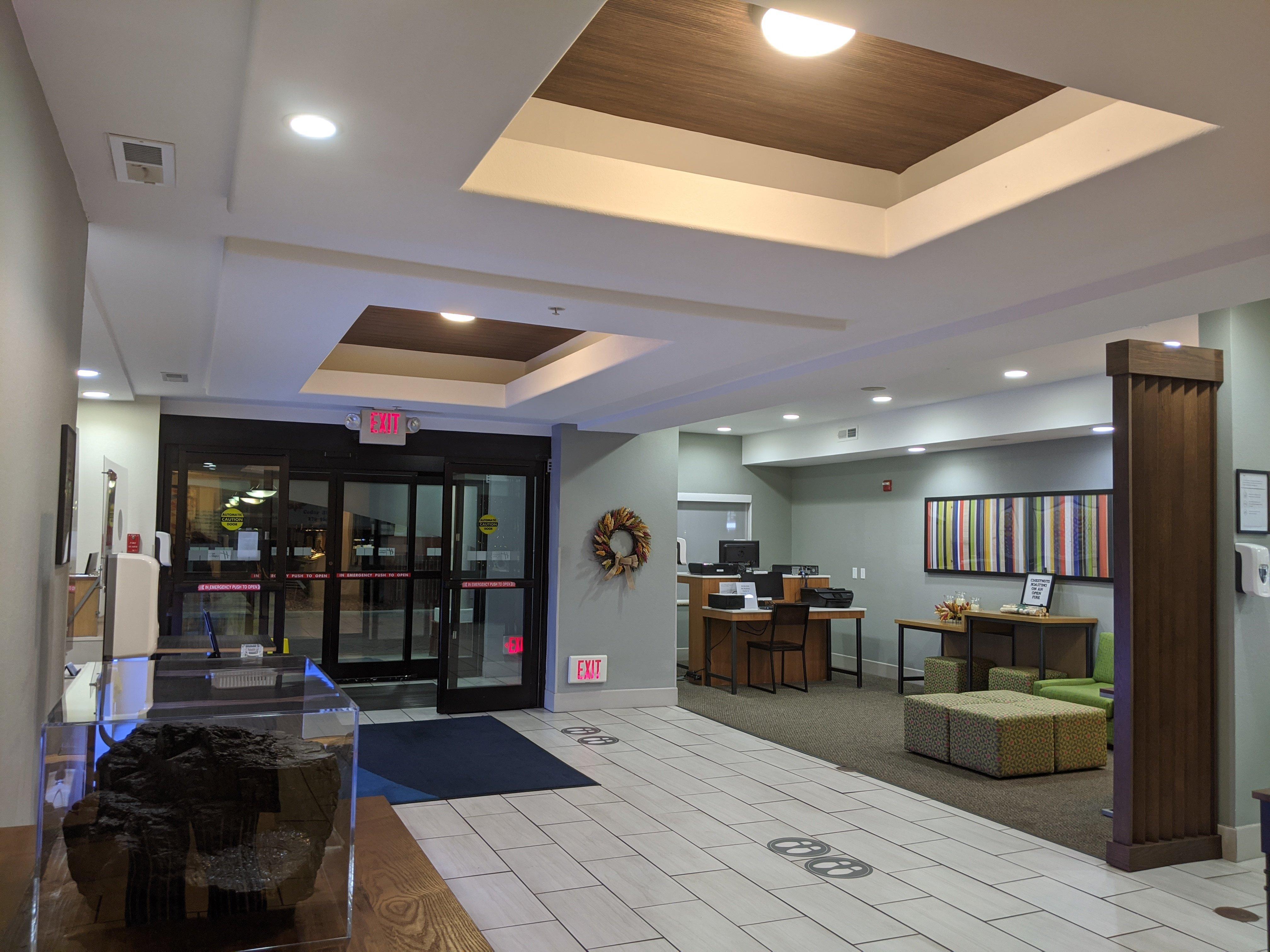 Holiday Inn Express Hotel & Suites Claypool Hill -Richlands Area By Ihg Pounding Mill Dış mekan fotoğraf