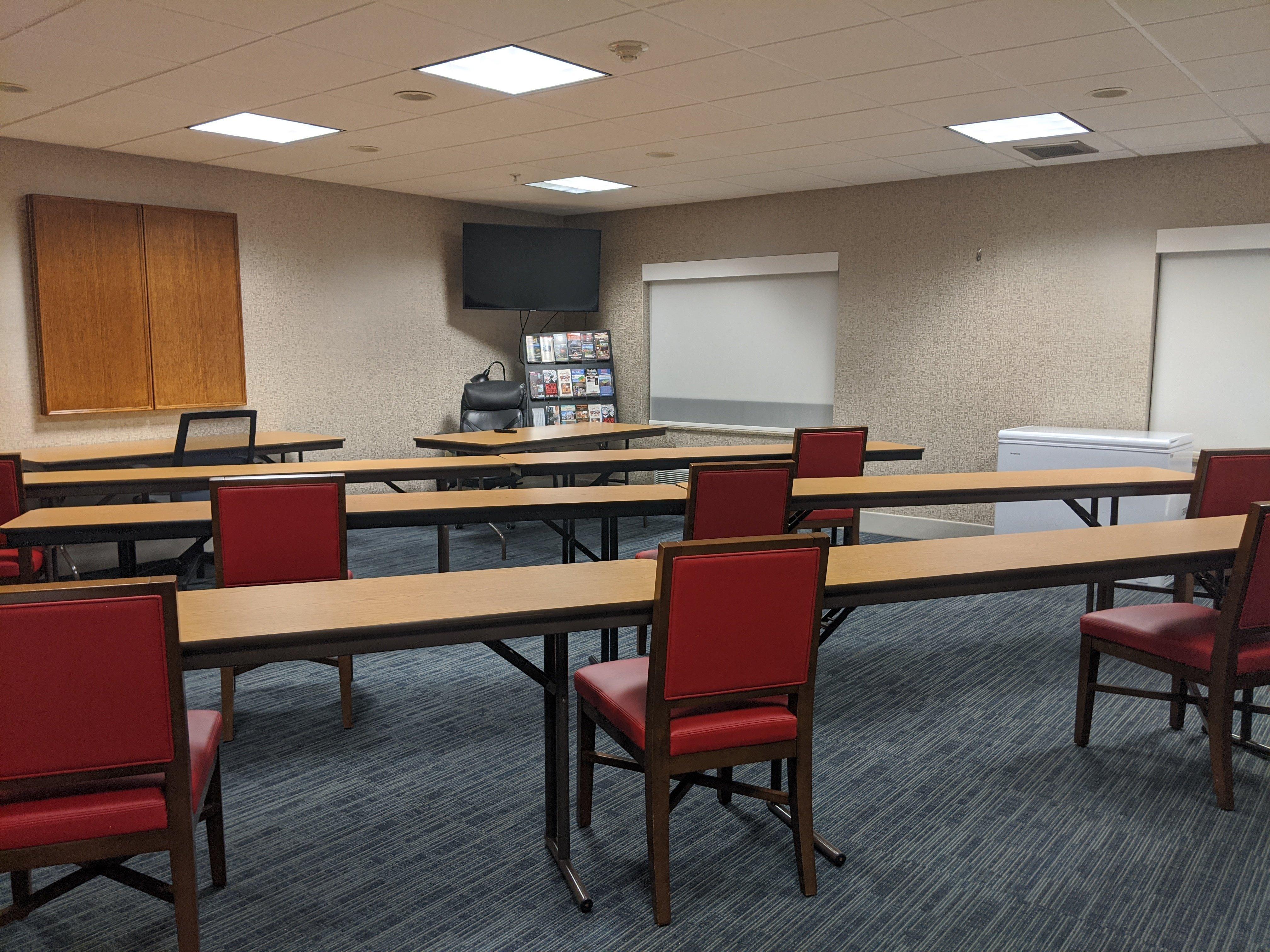 Holiday Inn Express Hotel & Suites Claypool Hill -Richlands Area By Ihg Pounding Mill Dış mekan fotoğraf