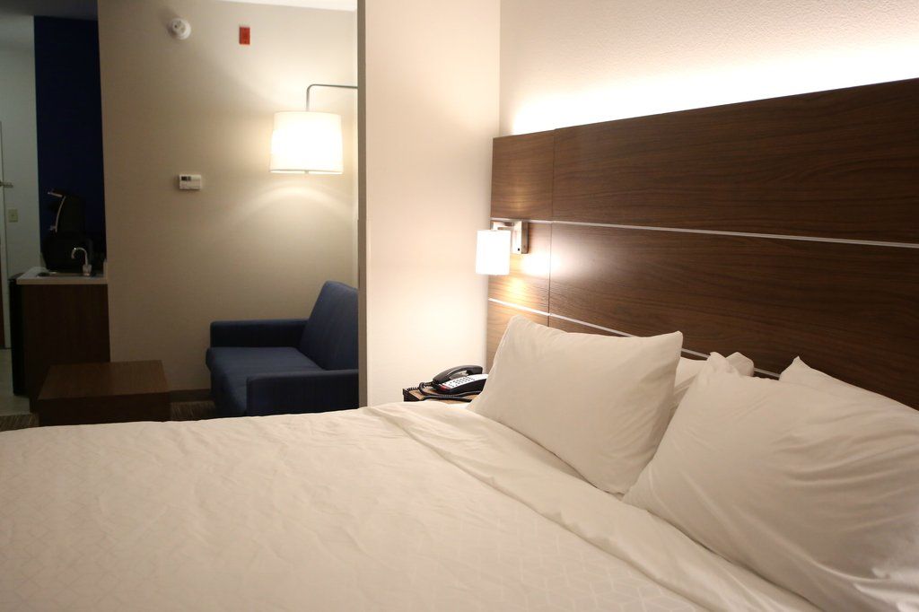 Holiday Inn Express Hotel & Suites Claypool Hill -Richlands Area By Ihg Pounding Mill Dış mekan fotoğraf